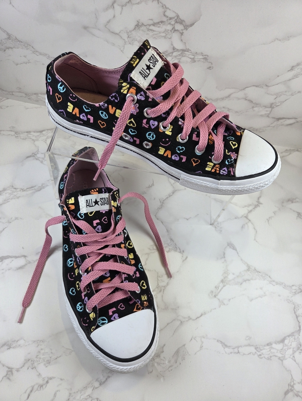 Converse All Star Junior ' Black Graphic Low-Top Sneakers with Pink Laces(B11)